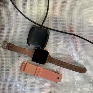 Fitbit versa smart watch